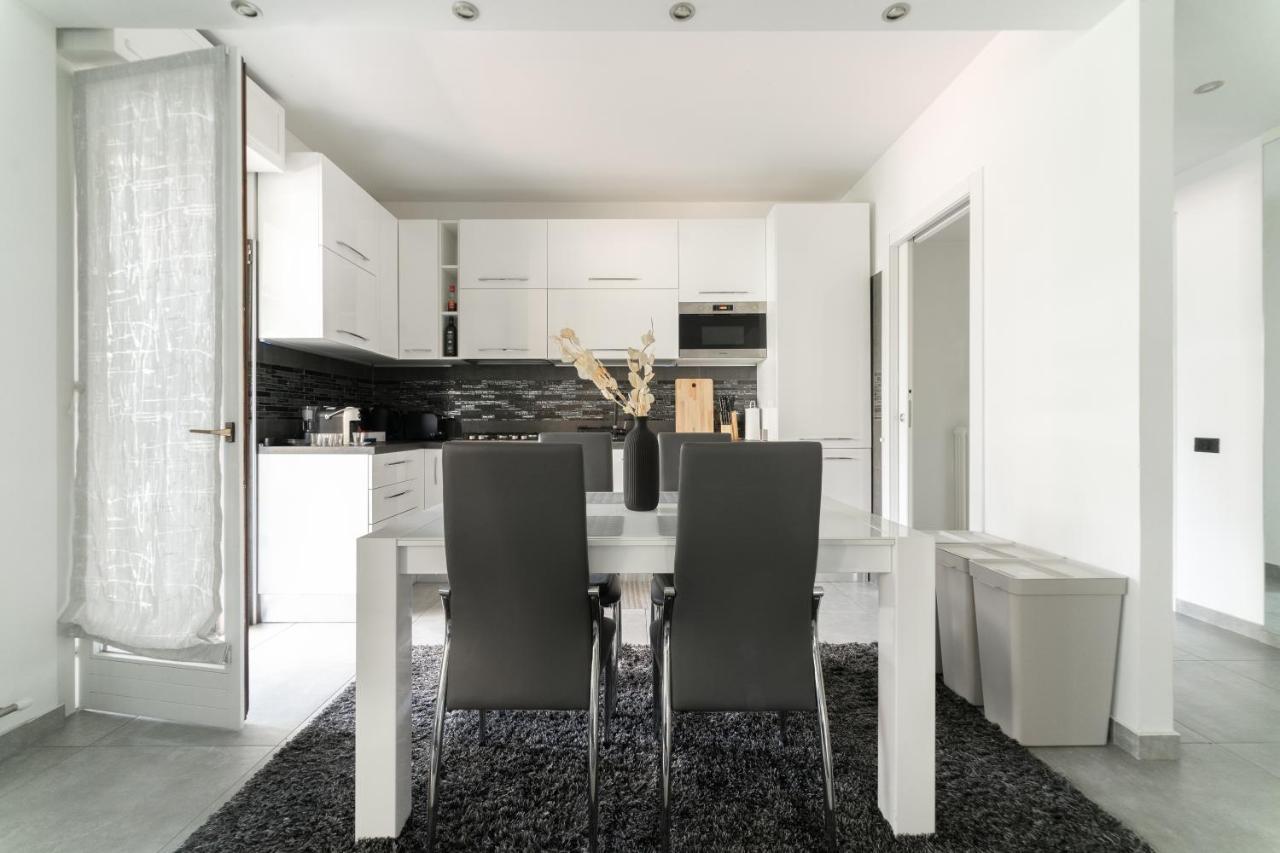 Oasis Luxury - A.C/Terrace/2Bedrooms Bergamo Exterior foto